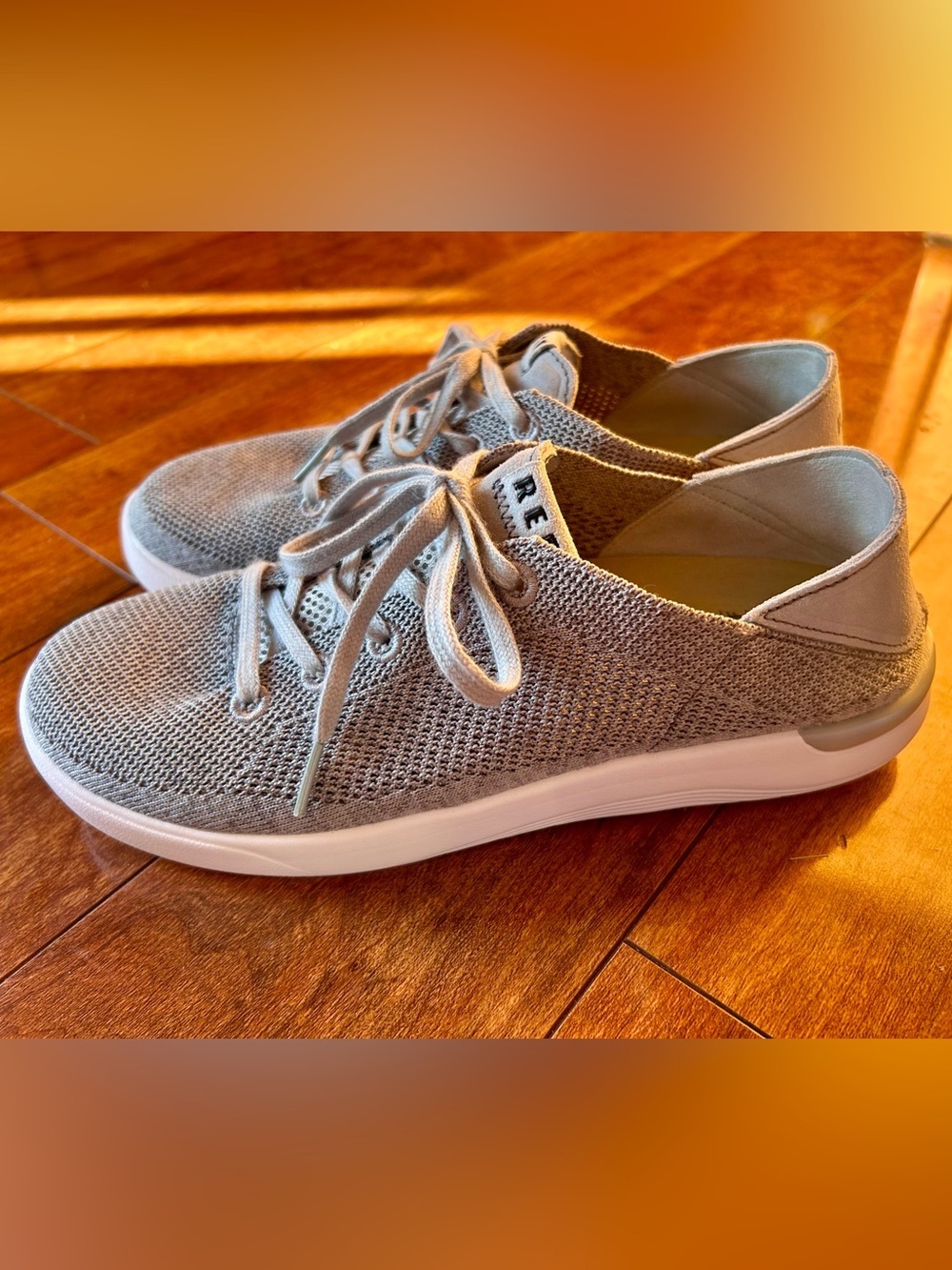 Reef Swellsole Neptune Knit Sneakers Gray Men’s Size 9